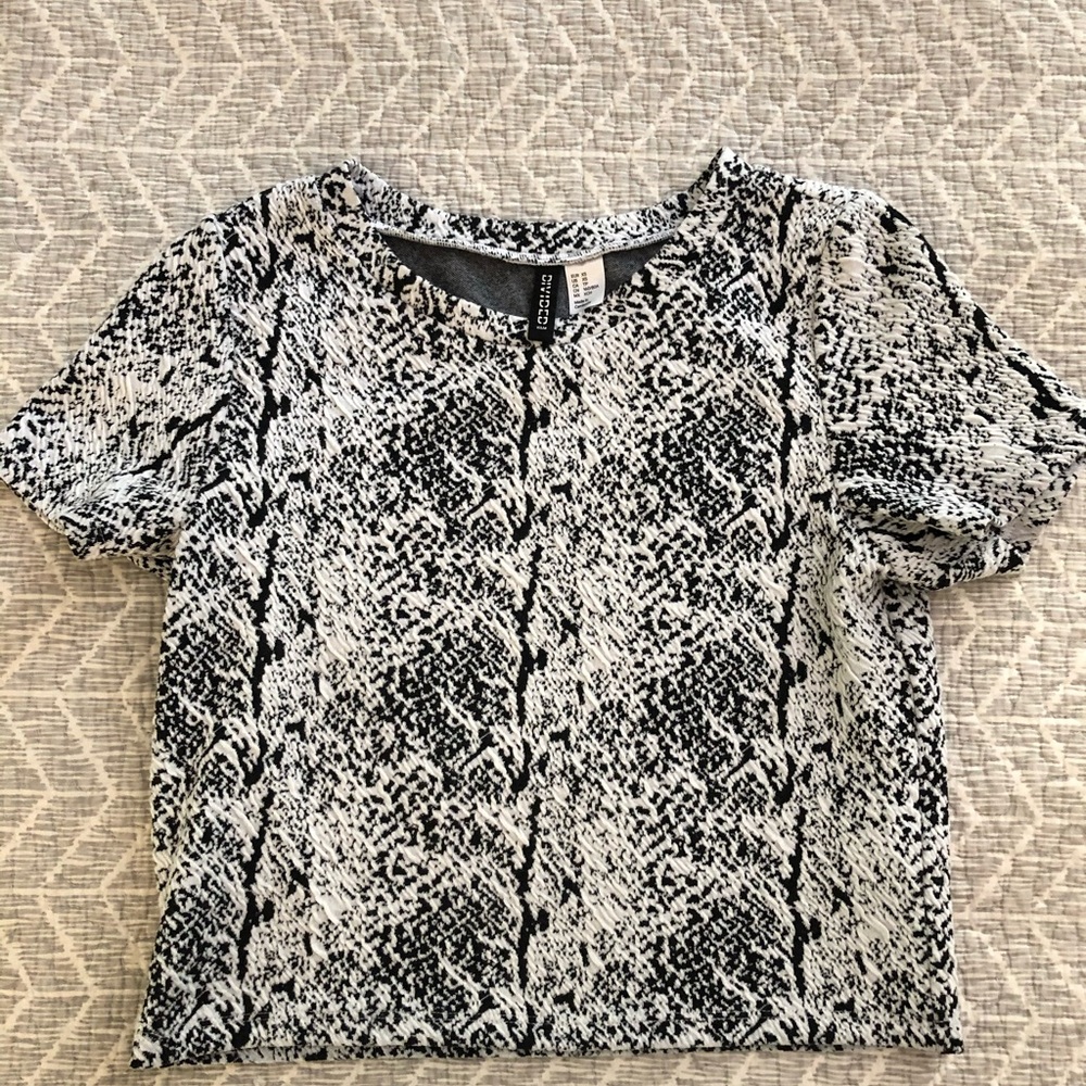 H&M snake print thick dress shirt xs